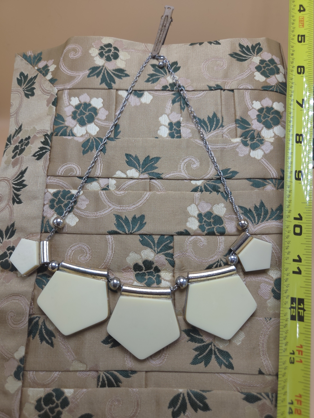 Cream Geometric Pendant Necklace - Women Jewelry